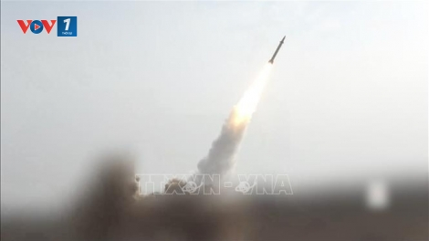 Houthi tiếp tục phóng tên lửa tấn công Israel