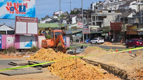 Phát hiện quả bom khủng giữa phố núi Đà Lạt