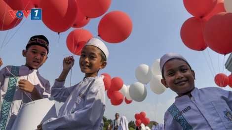 Người dân Indonesia chào đón tháng Ramadan với nhiều hoạt động khác nhau
