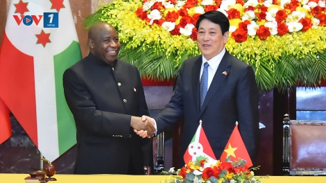 Chủ tịch nước Lương Cường Hội đàm với Tổng thống Burundi Évariste Ndayishimiye