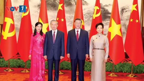 Cùng chung chí hướng, chung tay tiến lên phía trước - Kế thừa quá khứ, viết tiếp trang mới tương lai