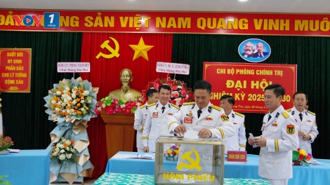 Chi bộ tiêu biểu trong xây dựng cơ quan “3 mạnh” của Vùng 2 Hải quân
