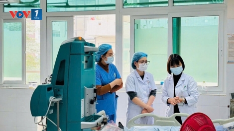 Nữ sinh 22 tuổi suýt mất mạng vì tưởng bị cảm cúm thông thường (22/04/2025)