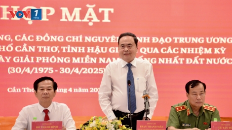 Chủ tịch Quốc hội gặp mặt Mẹ Việt Nam anh hùng, nguyên lãnh đạo Trung ương tại Cần Thơ, Hậu Giang