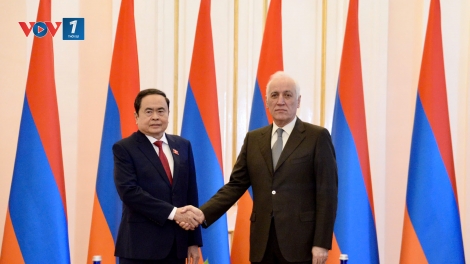 Chủ tịch Quốc hội Trần Thanh Mẫn  hội kiến Tổng thống Armenia Vahagn Khachaturyan