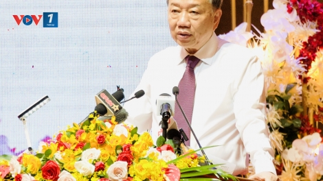 Thời sự 18h 21/4/2025:- Tổng Bí thư gặp mặt cán bộ lão thành cách mạng, gia đình chính sách