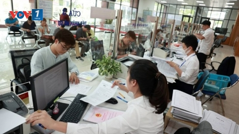 Thời sự 18h 8/4/2025: Bộ Nội vụ đề xuất bỏ ngạch công chức