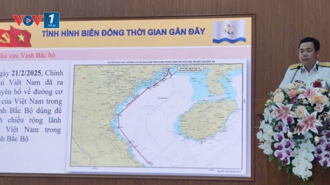 Trung tâm Huấn luyện Vùng 2 Hải quân tuyên truyền biển, đảo cho 1.500 đại biểu