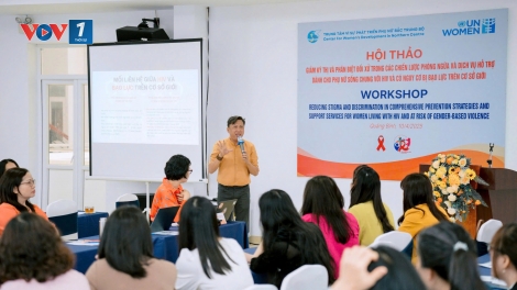 60% phụ nữ nhiễm HIV cảm thấy bị kỳ thị ngay chính trong gia đình của mình.