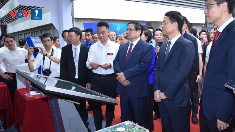 Thủ tướng Phạm Minh Chính: từng người dân Việt Nam cần thi đua tự trau dồi, học hỏi, không ngừng đổi