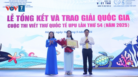 Trao giải cuộc thi viết thư quốc tế UPU lần thứ 54 với chủ đề “Tưởng tượng bạn là đại dương”