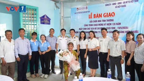 Công ty Cổ phần Cảng Tân cảng Hiệp Phước bàn giao nhà tình thương