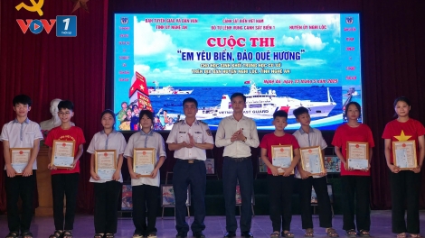 Nghệ An: Trao 26 giải thưởng cuộc thi “Em yêu biển đảo quê hương”