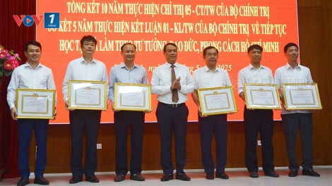 Bắc Ninh khen thưởng tập thể, cá nhân học tập, làm theo tư tưởng, đạo đức, phong cách Hồ Chí Minh