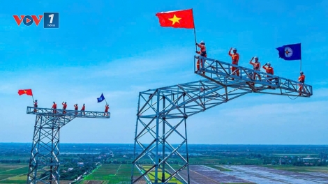 Thủ tướng tặng Bằng khen cho 8 tập thể, 6 cá nhân thuộc EVN thi công Đường dây 500kV mạch 3