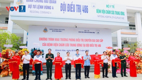 Vùng 4 Hải quân tổ chức khai trương phòng điều trị chuyên gia cao cấp