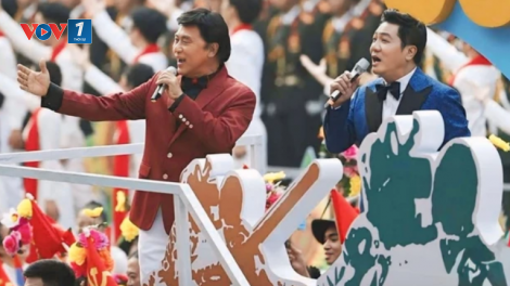 NSND Tạ Minh Tâm và NSND Quốc Hưng với màn song ca lịch sử, mở màn Đại lễ 30/4