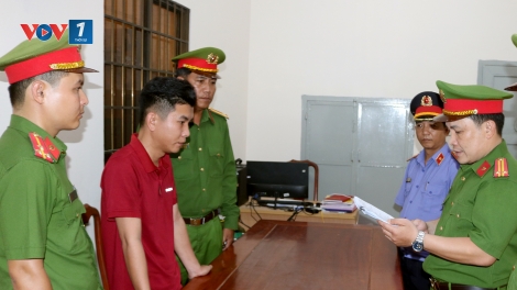 Trà Vinh: Bắt tạm giam 02 cha con câu kết nhau lừa đảo chiếm đoạt 10 tỷ đồng