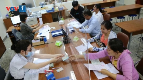 Sửa Luật cán bộ công chức: Xóa bỏ biên chế suốt đời, bố trí cán bộ theo vị trí việc làm.
