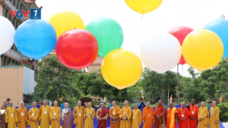 Đại kỳ Phật giáo lớn nhất thế giới tung bay tại Đại lễ Vesak 2025