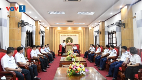 Công ty cổ phần Tân Cảng miền Trung tham quan thực tế tại Vùng Cảnh sát biển 2
