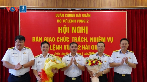 Đại tá Nguyễn Văn Quán giữ chức Tư lệnh Vùng 2 Hải quân