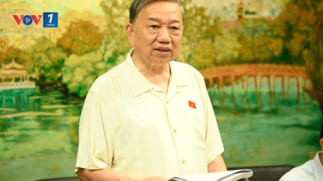 Tổng Bí thư Tô Lâm: Xây dựng pháp luật, chuyển từ quản lý sang phục vụ