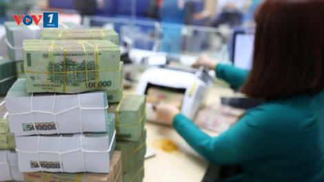 Dù lãi suất thấp, nhưng tiền gửi của người dân vẫn tăng rất mạnh