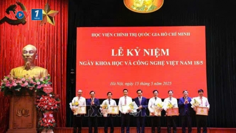 Học viện Chinh trị Quốc gia Hồ Chí Minh khơi dậy tinh thần đam mê nghiên cứu KHCN