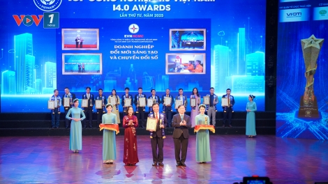 Tổng công ty Điện lực TP.HCM được vinh danh Top Công nghiệp 4.0 Việt Nam năm 2025