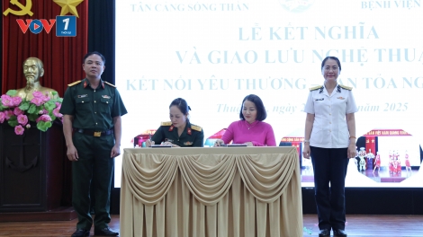 Ký kết phối hợp hoạt động giữa Hội Phụ nữ Tân Cảng Sóng Thần với Hội Phụ nữ Bệnh viện Quân y 4