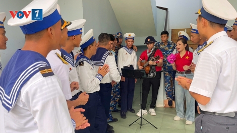Sức sống Trường Sa: Nghĩa tình quân dân nơi phên dậu Tổ quốc