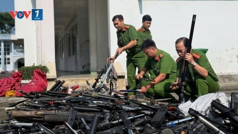 Long An tiêu huỷ hàng ngàn vũ khí, vật liệu nổ