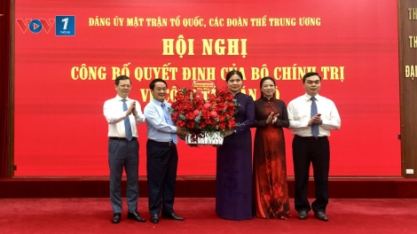 Công bố quyết định của Bộ Chính trị về công tác cán bộ đối với bà Hà Thị Nga