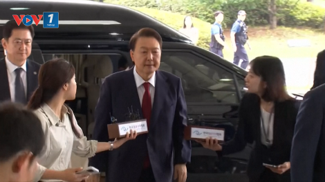 Cựu Tổng thống Hàn Quốc Yoon Suk Yeol ra trình diện công tố