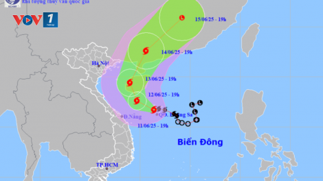 Bão số 1 giật cấp 13, hướng vào vùng biển Bắc Bộ gây mưa lớn diện rộng