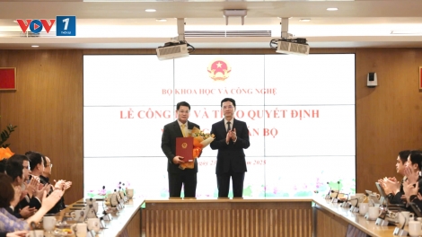 Trao Quyết định bổ nhiệm Chủ tịch HĐTV Tổng công ty Bưu điện Việt Nam
