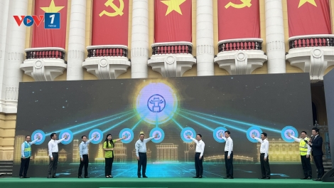 Hà Nội tiên phong vận hành thiết bị vệ sinh môi trường hiện đại