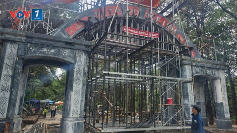 Pleiku xôn xao việc chi 25 tỷ đồng làm cổng vào danh thắng Biển Hồ
