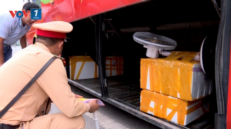 Quảng Ninh: Tổng kiểm tra, xử lý vi phạm xe khách, xe tải và xe container