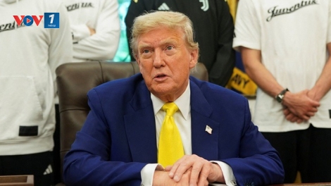Tổng thống Donald Trump cân nhắc can thiệp quân sự vào xung đột Israel–Iran