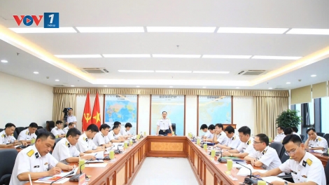Đổi mới toàn diện công tác chính trị trước yêu cầu bảo vệ chủ quyền biển, đảo