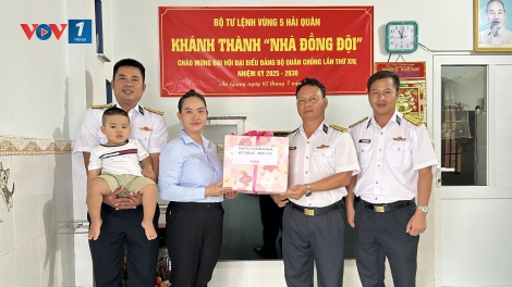 Mái nhà ấm áp của  tình đồng đội