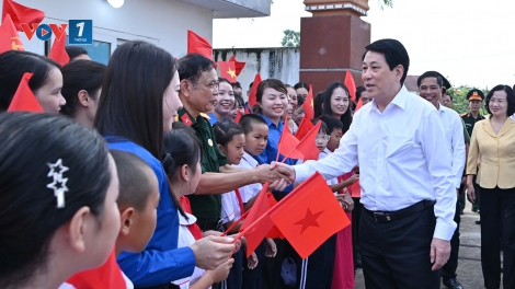 Chủ tịch nước Lương Cường dự sinh hoạt Chi bộ thôn Quảng Chính 6, xã Quảng Hà, tỉnh Quảng Ninh