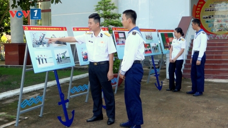 Vùng 5 Hải quân trưng bày ảnh “Tự hào người chiến sĩ Hải quân”