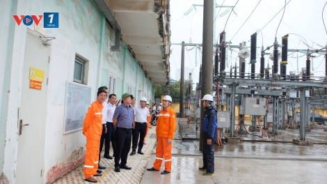 EVNNPC quyết tâm hạn chế thấp nhất thiệt hại, khôi phục cấp điện sớm nhất cho người dân sau bão số 3