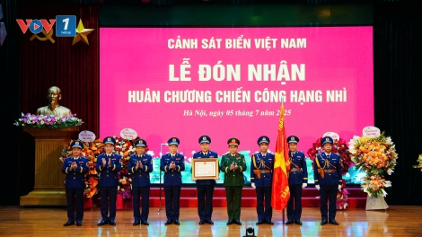 Cảnh sát biển Việt Nam long trọng đón nhận Huân chương Chiến công hạng Nhì