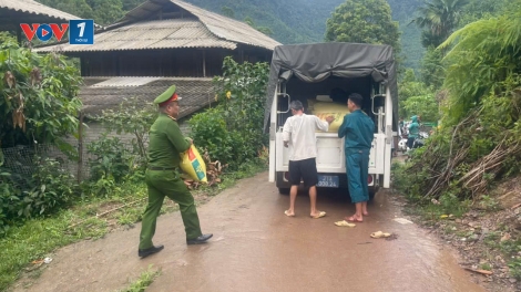 Lào Cai di dời khẩn cấp hơn 100 hộ dân ra khỏi vùng nguy hiểm sạt lở