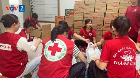 Trung ương Hội Chữ thập đỏ Việt Nam cứu trợ khẩn cấp người dân vùng lũ  Nghệ An