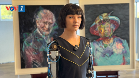 Robot nghệ sĩ AI ‘Ai-Da’ ra mắt chân dung Vua Charles III